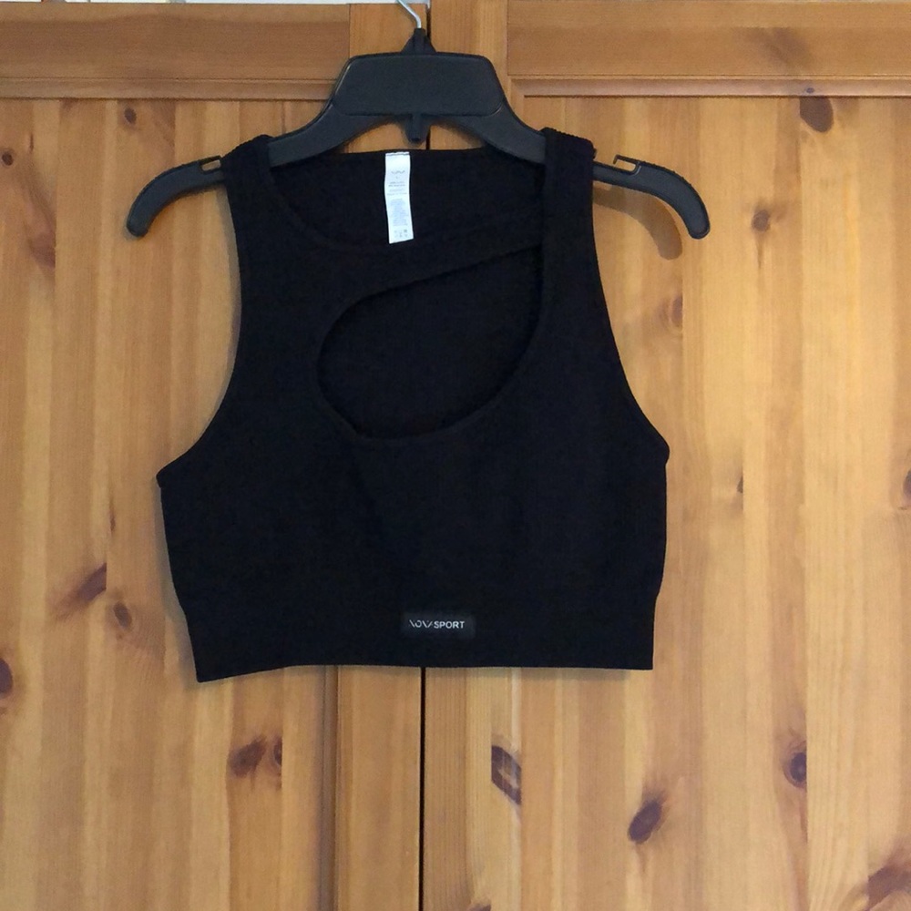 Sports top